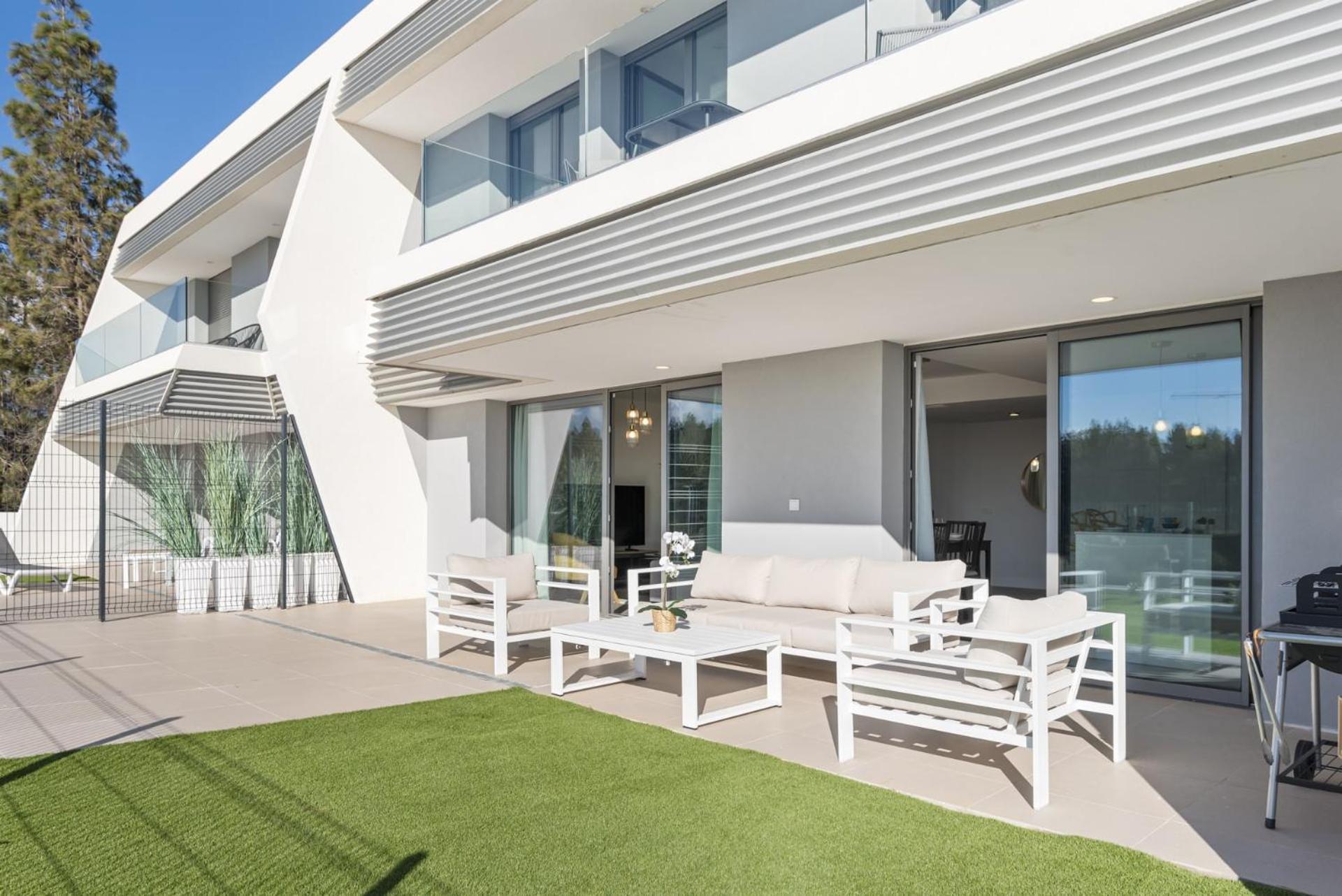 Vivi Homes - Elies House Pool, Gym, Spa & Sea View El Faro Eksteriør bilde